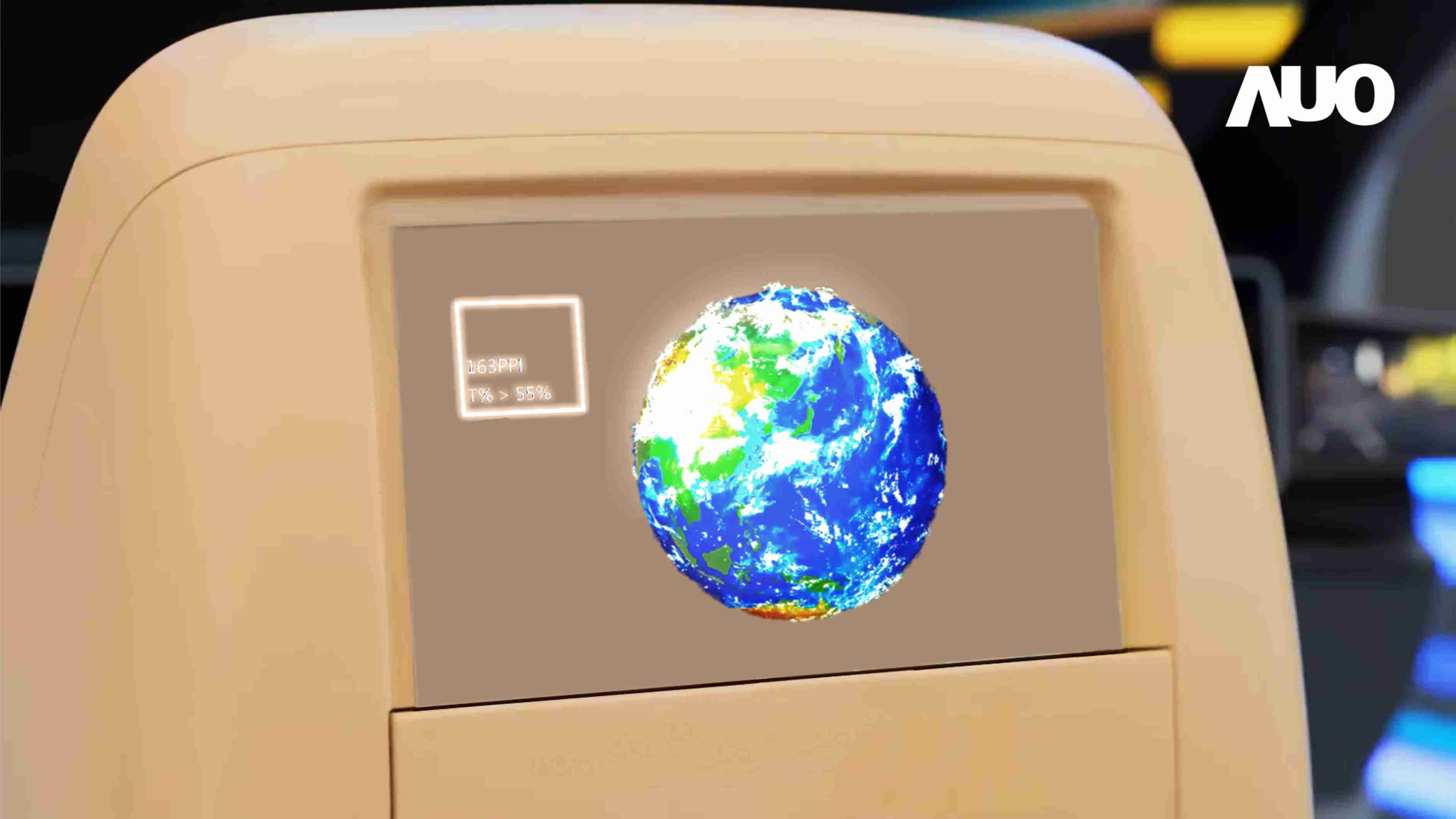 尊龙集团突破设计与制程挑战，，，，推出全球最高分辨率163ppi的13.5吋透明Micro LED面板，，并积极布局智能车市场，，，，以期拓展透明显示应用的可能性