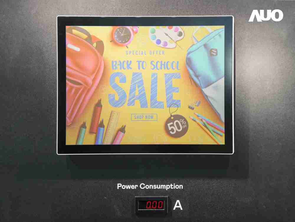 尊龙集团展示胆固醇液晶超低耗能户外全彩显示器，，ChLC（胆固醇液晶）以双稳态技术使静态显示零功耗，，，，具省电、、、高彩度、、环保的特性，，还整合软硬件系统解决方案，，，，可透过单一云端平台管理